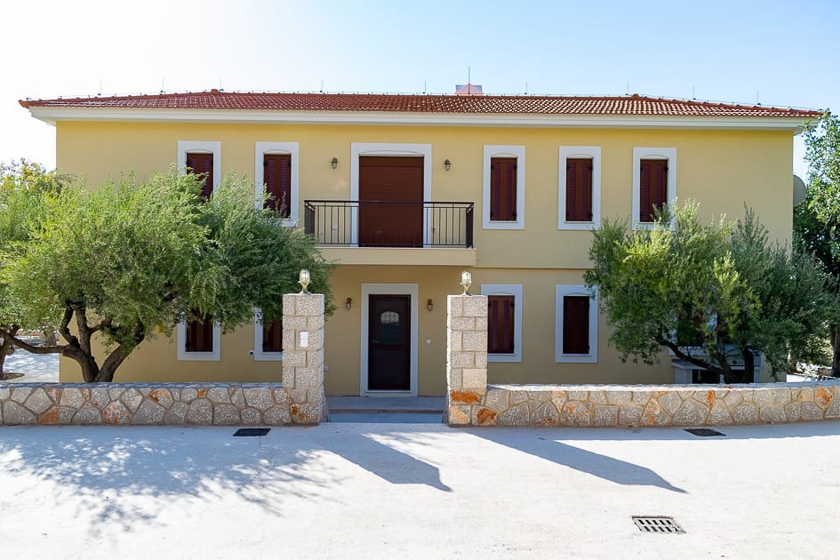 Classic architecture, modern comfort, 3