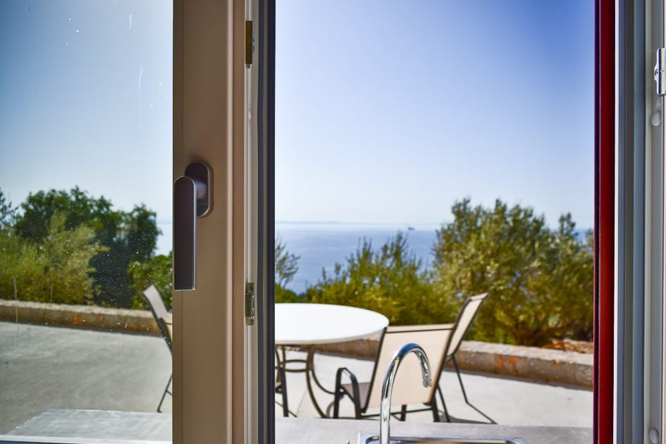 Classic architecture, modern comfort, 17